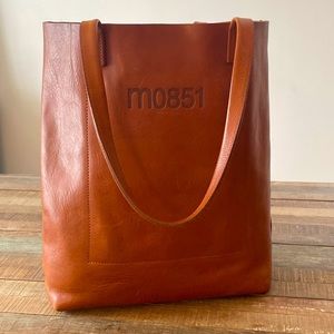M0851 Tote Bag